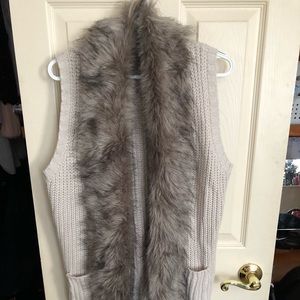 ✨Faux Fur Knit Vest ✨